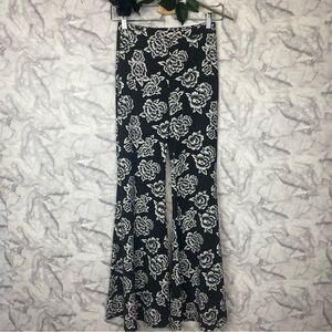 NWT Forever 21 Floral Bell Bottom Pants